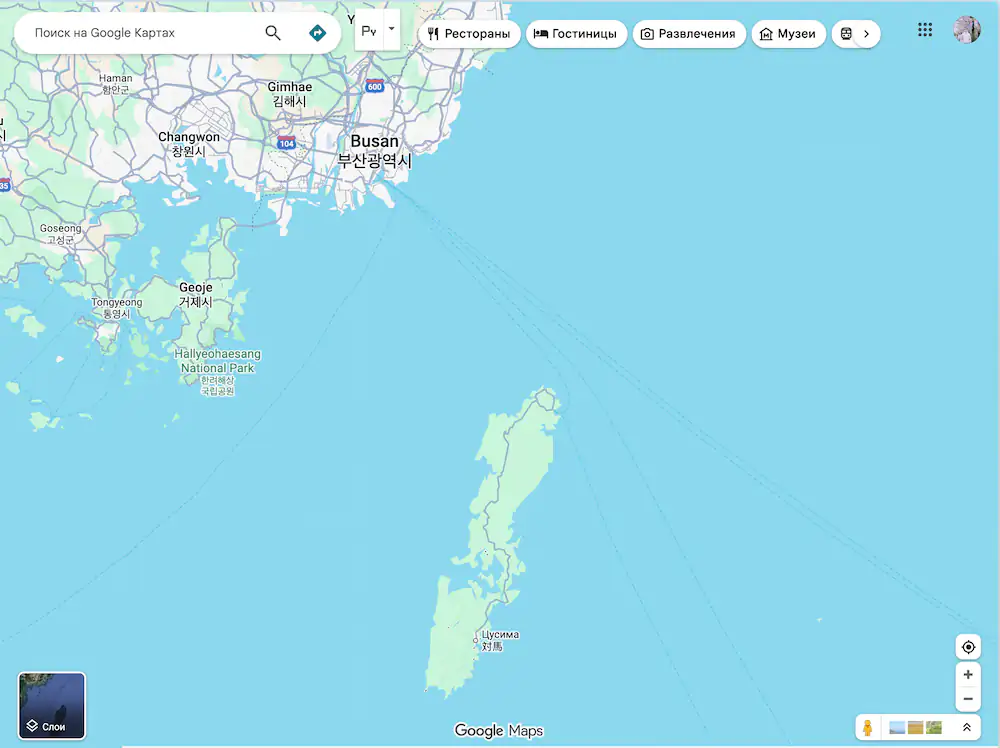 Карта Google Map (Показывает, насколько близко находится остров к Корее, расстояние всего 50км)